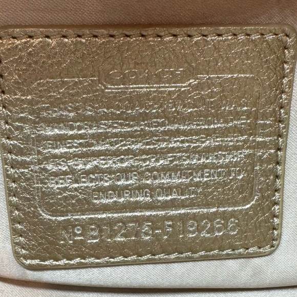 Coach Penelope Signature Linen Shoulder Bag F19266 - Picture 13 of 15